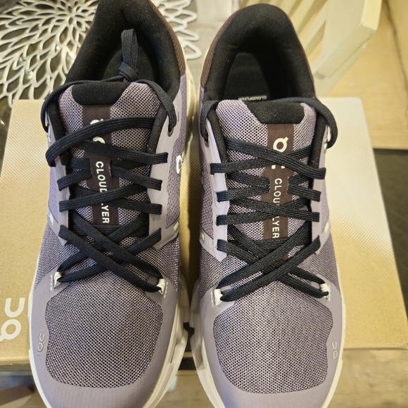 On Running Cloudflyer 4 Shark/Pearl Sneakers 71-98092 Women's Sneakers - Picture 5 of 8